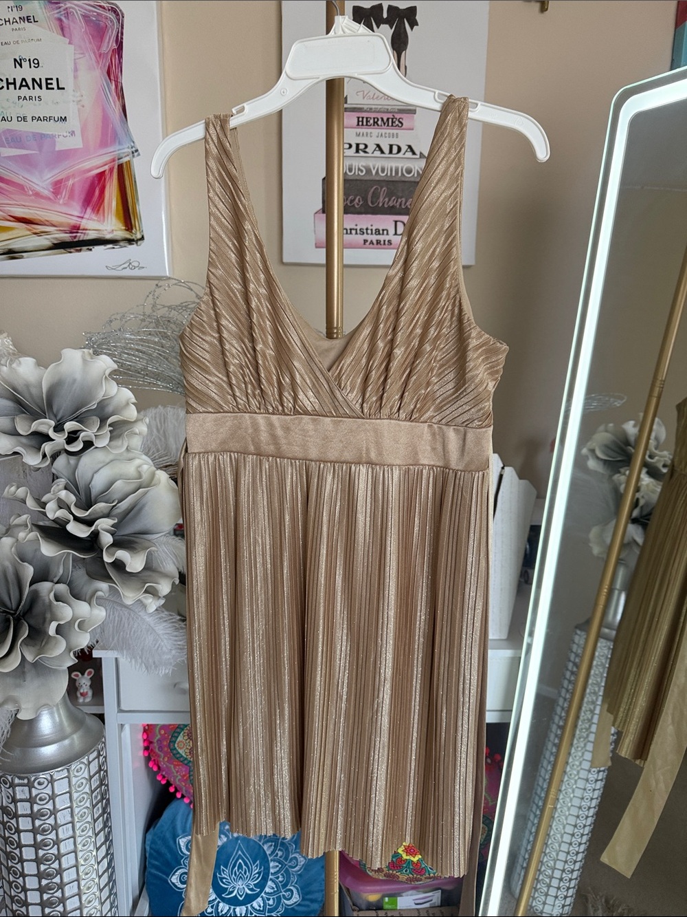 Sleeveless Metallic Gold Pleated Midi Dress